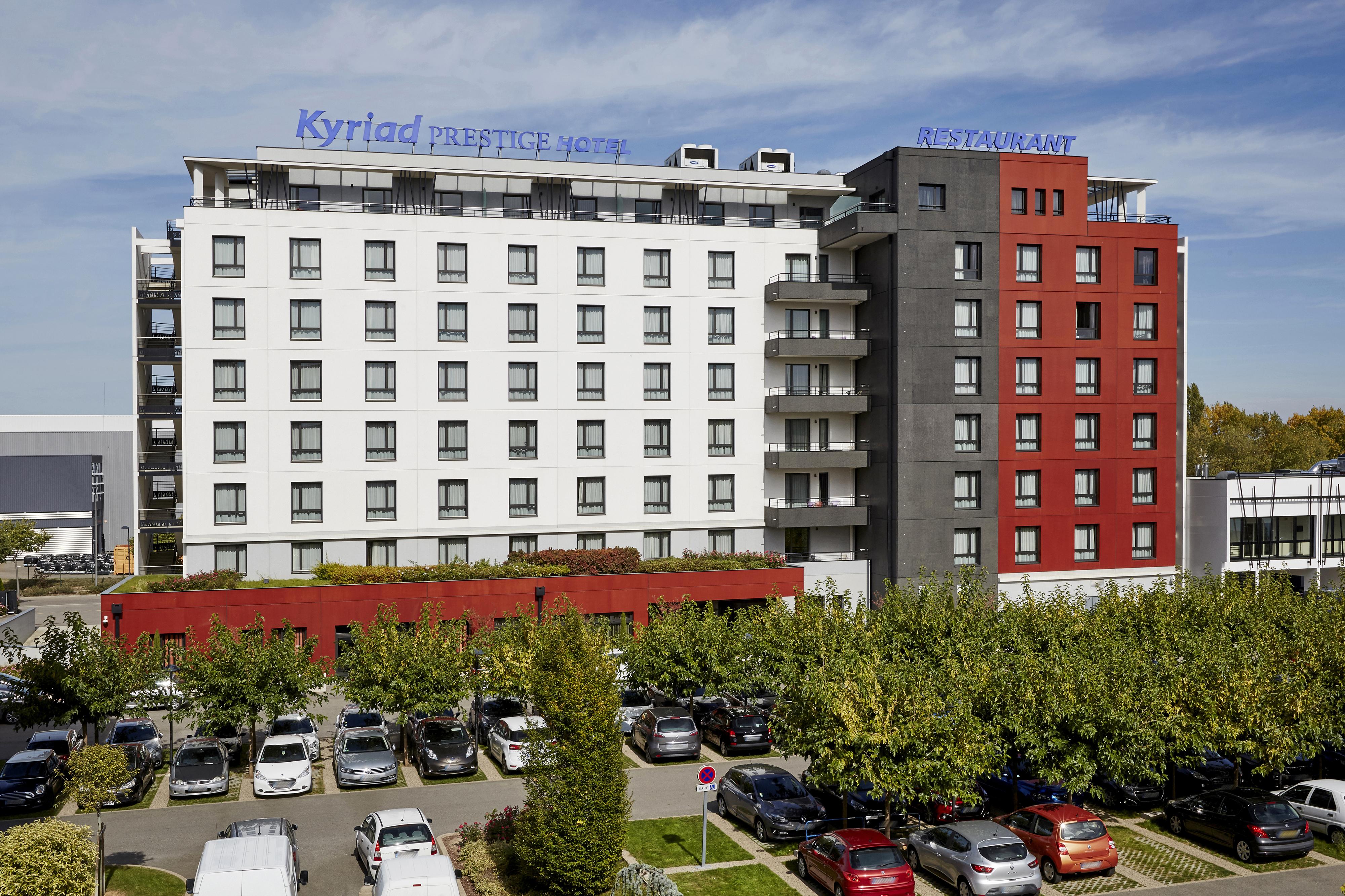 Kyriad Prestige Lyon Est - Saint Priest Eurexpo Hotel And Spa Exteriér fotografie